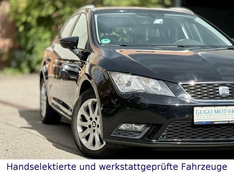 Schwarz Gebraucht 2015 Seat Leon ST Kombi | 8.600 € (Guter Preis) - Bild 1/4