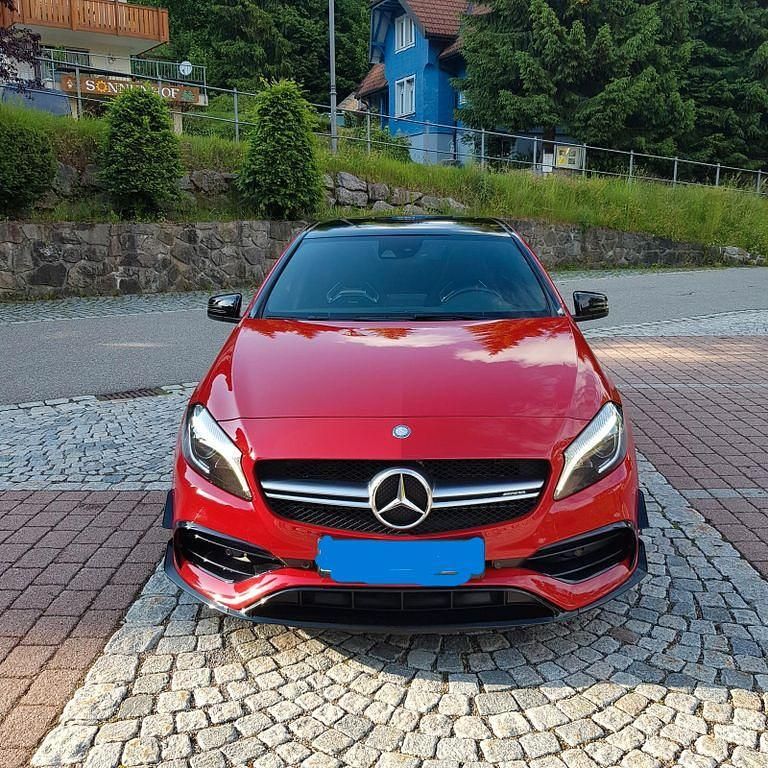 Gebraucht Mercedes A45 AMG AMG 381 PS (280 kW) 2016 Rot Limousine