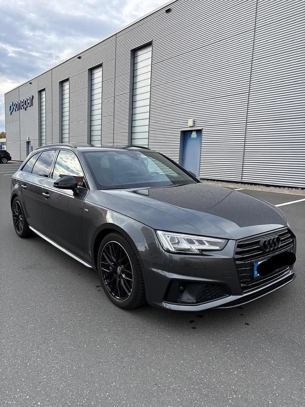 Gebraucht Audi A4 S-Line 190 PS (139 kW) 2019 Grau Kombi