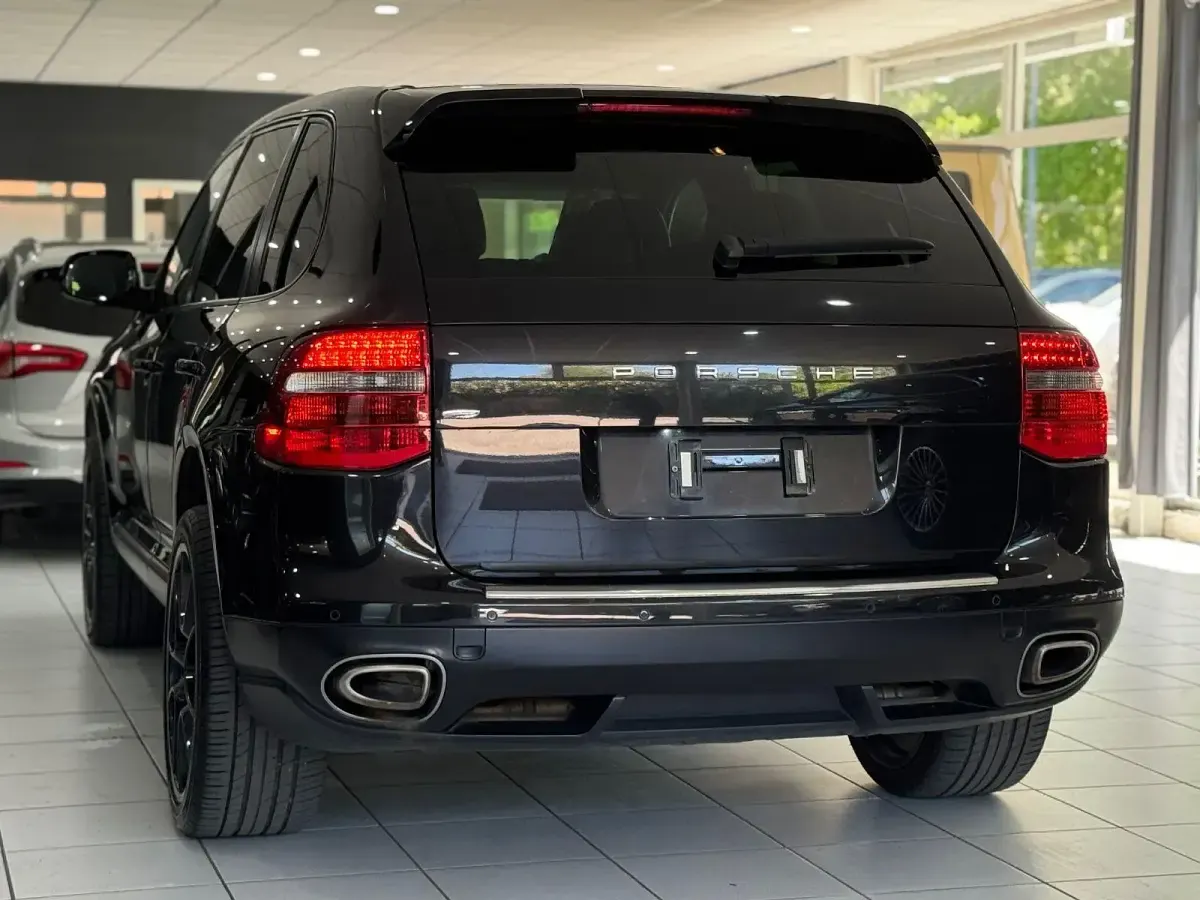 Gebraucht Porsche Cayenne 239 PS (175 kW) 2009 Schwarz SUV