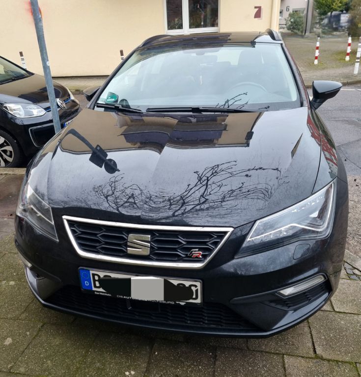 Schwarz Gebraucht 2018 Seat Leon ST FR Kombi | 14.490 € (Guter Preis) - Bild 1/4
