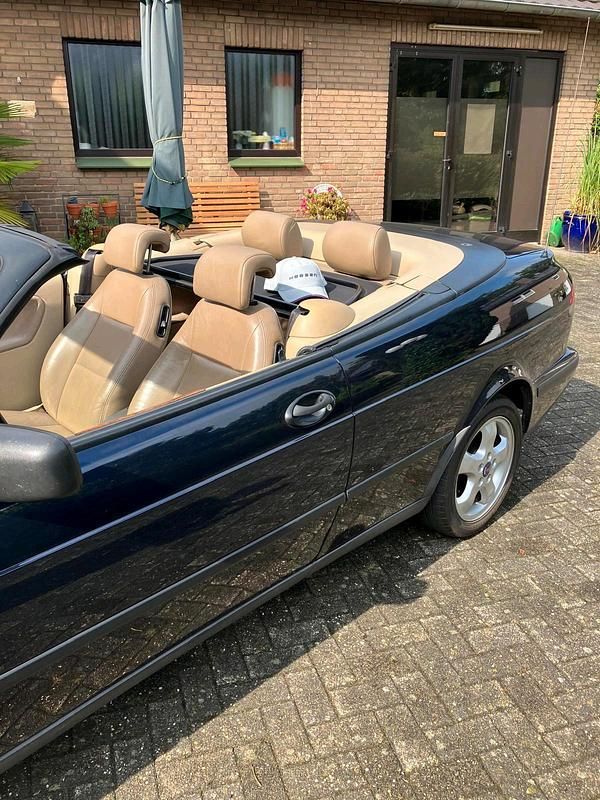 Gebraucht Saab 9-3 Cabriolet 154 PS (113 kW) 1998 Blau Cabrio