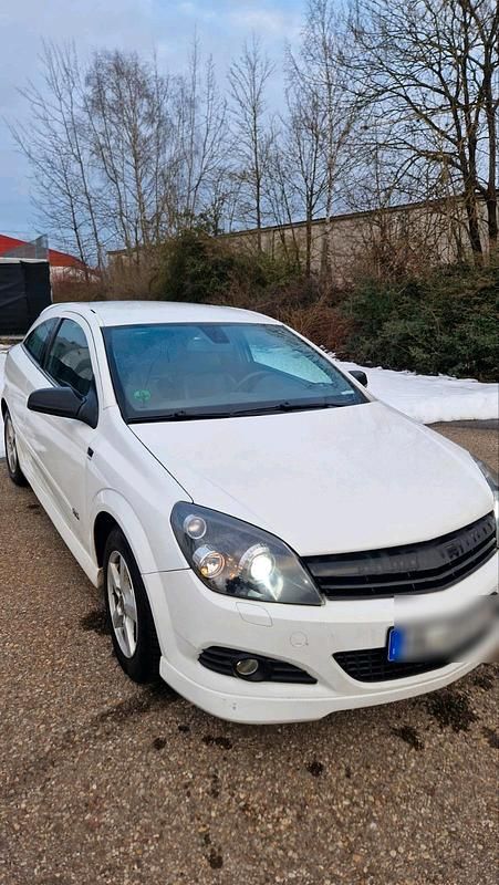 Gebraucht Opel Astra GTC 140 PS (102 kW) 2009 Weiß Coupé