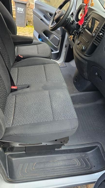 Gebraucht Mercedes Vito 139 PS (102 kW) 2020 Weiß Van