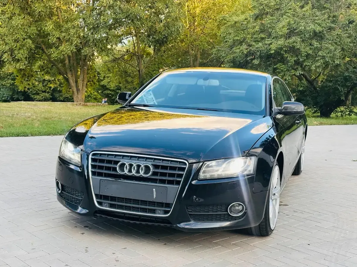 Gebraucht Audi A5 190 PS (139 kW) 2009 Schwarz Coupé