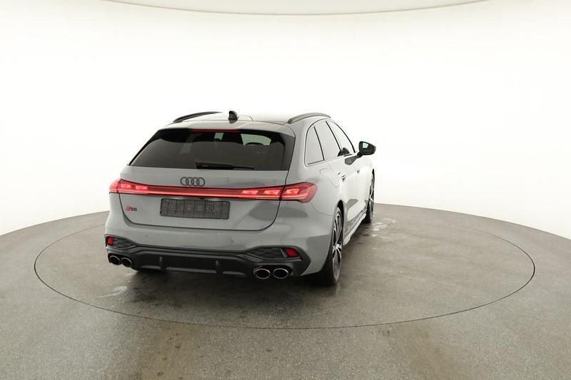 Neu Audi S5 Ambiente 367 PS (269 kW) 2026 Individuallackierung nardograu exclusive Kombi