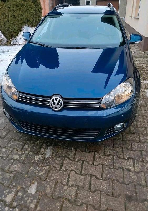 Gebraucht VW Golf VI 125 PS (91 kW) 2011 Blau Kleinwagen