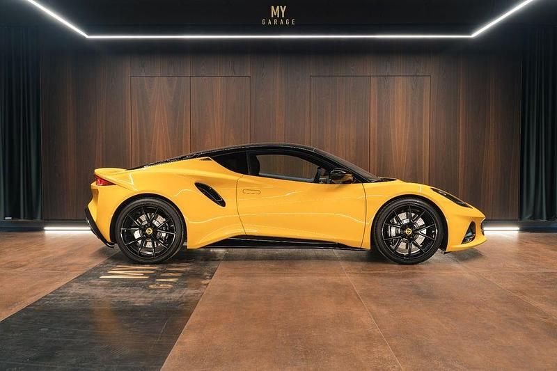 Gelb Neu 2025 Lotus Emira Coupé | 106.862 € (Fairer Preis) - Bild 1/4