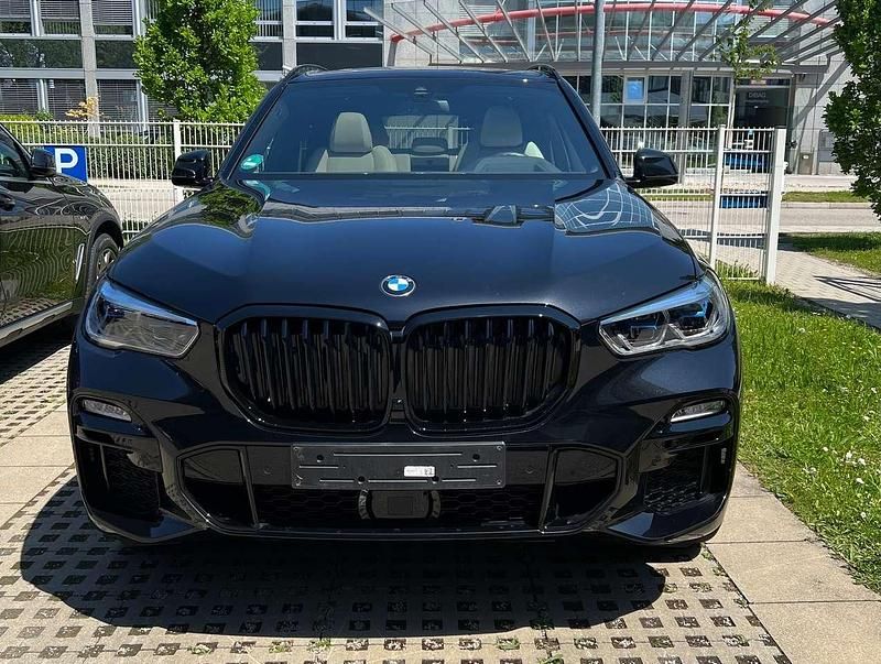Schwarz Gebraucht 2021 BMW X5 M Sport SUV | 51.500 € (Fairer Preis) - Bild 1/4