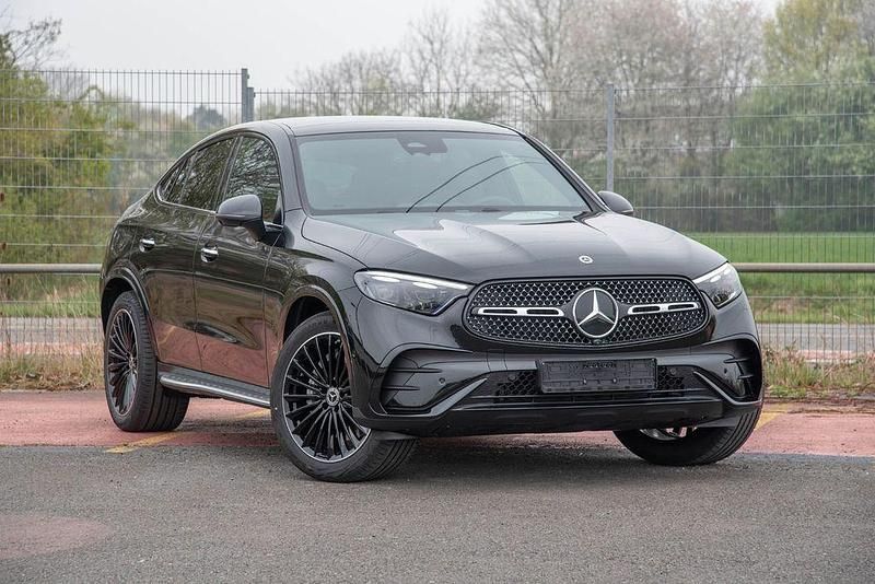Schwarz Neu 2025 Mercedes GLC300 AMG Coupé | 85.561 € (Etwas zu teuer) - Bild 1/4