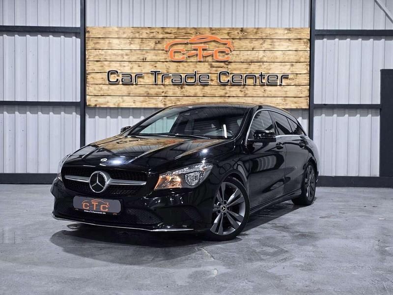 Schwarz Gebraucht 2017 Mercedes CLA200 Kombi | 16.950 € (Fairer Preis) - Bild 1/4