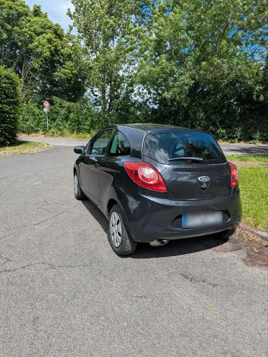 Gebraucht Ford Ka 69 PS (50 kW) 2009 Schwarz Kleinwagen