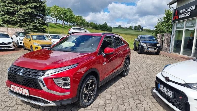 Gebraucht Mitsubishi Eclipse Cross Plus 188 PS (138 kW) 2024 Dynamikrot SUV