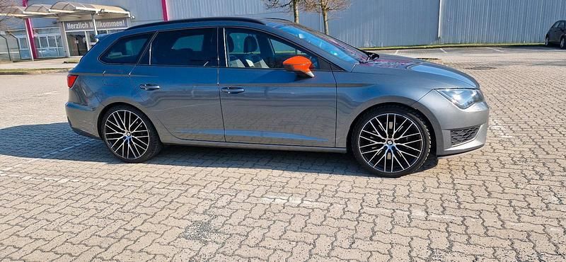 Second-hand Seat Leon CUPRA 280 CP (205 kW) 2015 Gri Break