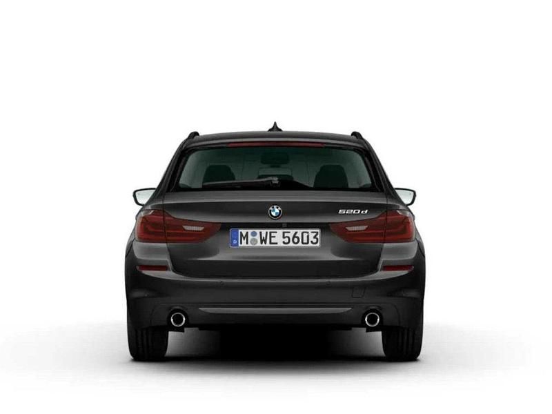 Gebraucht BMW 520 Performance 190 PS (139 kW) 2019 Sophistograu (grau) Kombi