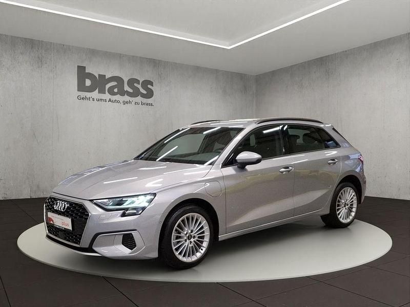 Gebraucht Audi A3 Advanced Plus 204 PS (150 kW) 2023 Florettsilber metallic Limousine