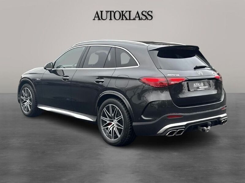 Gebraucht Mercedes GLC63 AMG AMG 476 PS (350 kW) 2024 Grün SUV