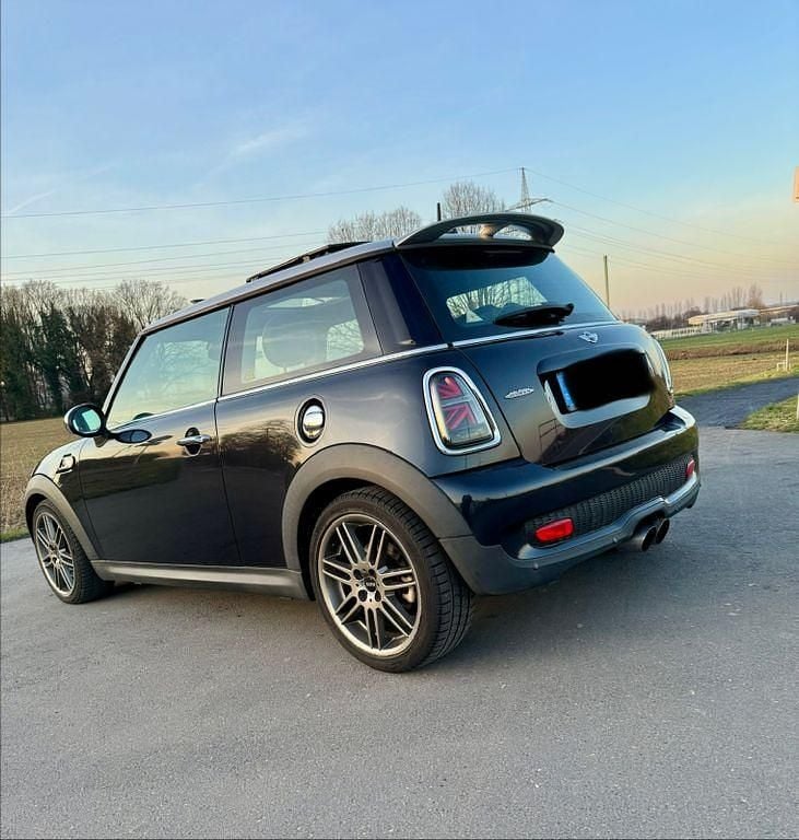 Gebraucht Mini John Cooper Works 211 PS (155 kW) 2008 Schwarz Kleinwagen