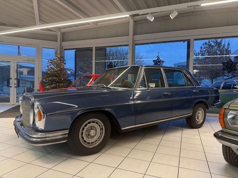Gebraucht Mercedes 300 252 PS (185 kW) 1972 Blau Limousine