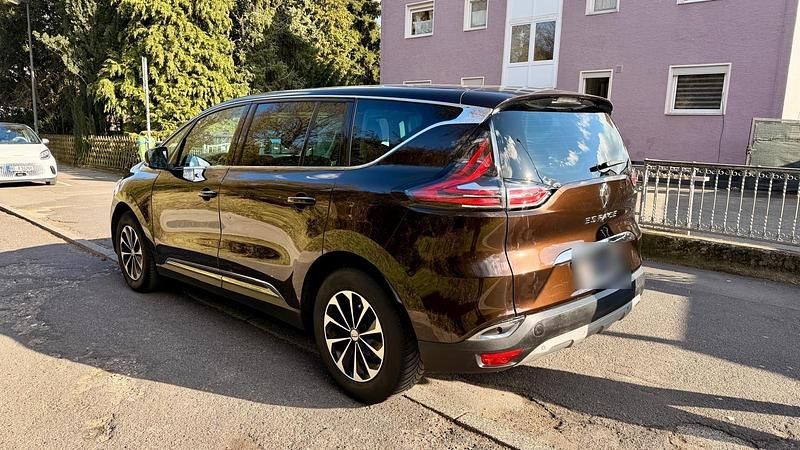 Gebraucht Renault Espace Initiale 160 PS (117 kW) 2015 Braun Van / Kleinbus