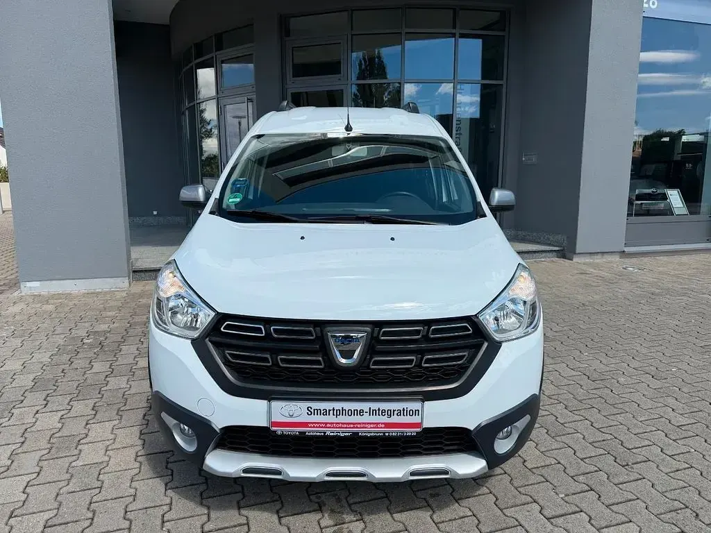 Gebraucht Dacia Dokker Stepway 131 PS (96 kW) 2020 Weiß Van / Kleinbus