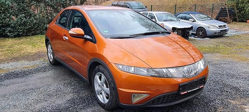 Gebraucht Honda Civic 83 PS (61 kW) 2008 Orange Limousine