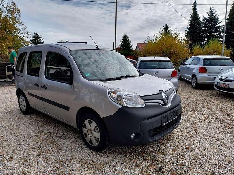 Gebraucht Renault Kangoo 90 PS (66 kW) 2016 Silber Kombi