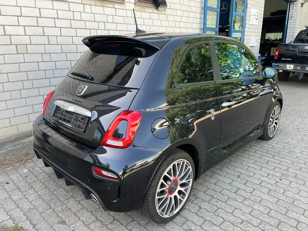 Gebraucht Abarth 595 145 PS (106 kW) 2017 Schwarz Kleinwagen
