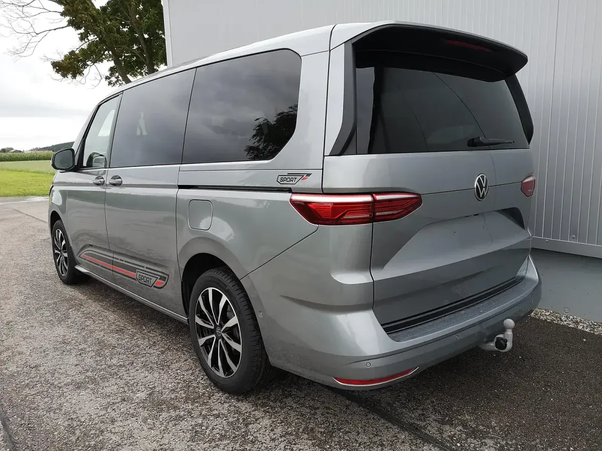 Neu VW Multivan Edition 150 PS (110 kW) 2025 Silber (monosilber metallic) Van / Kleinbus