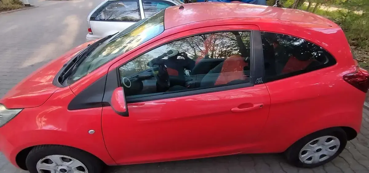Second-hand Ford Ka 70 CP (51 kW) 2009 Portocaliu Hatchback