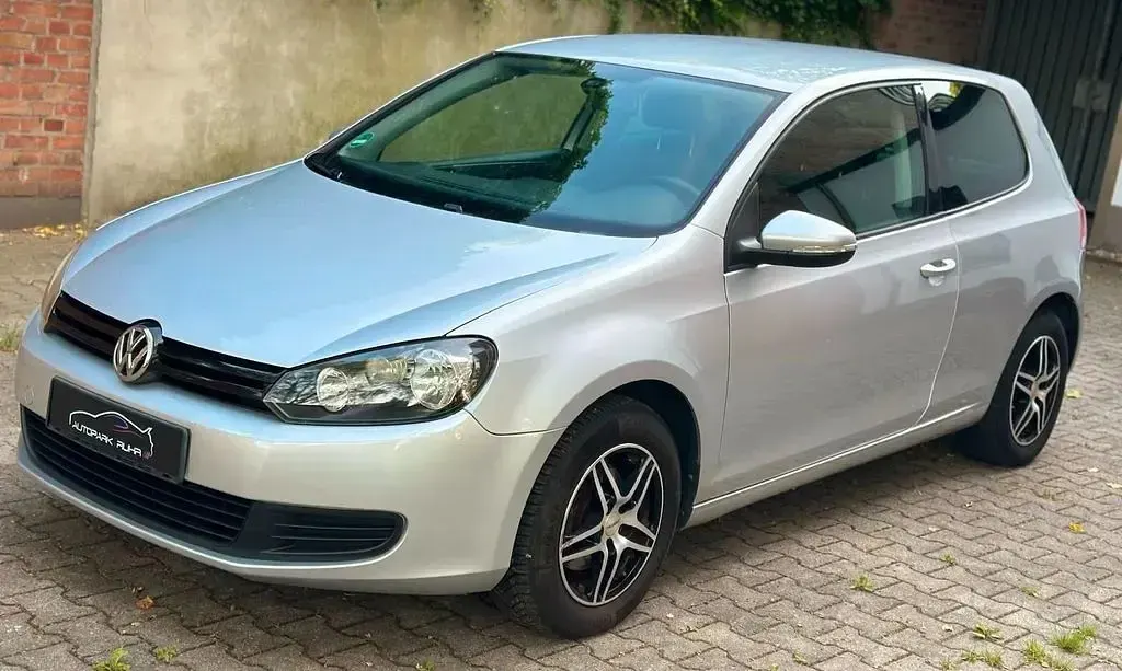 Gebraucht VW Golf VI Trendline 80 PS (58 kW) 2009 Silber Kleinwagen