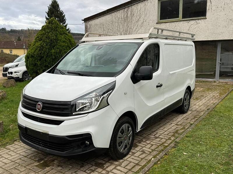 Gebraucht Fiat Talento Basis 120 PS (88 kW) 2018 Weiß Van / Kleinbus