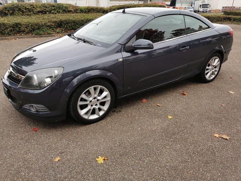 Grau Gebraucht 2007 Opel Astra Cabriolet Sport Cabrio | 3.800 € (Guter Preis) - Bild 1/4