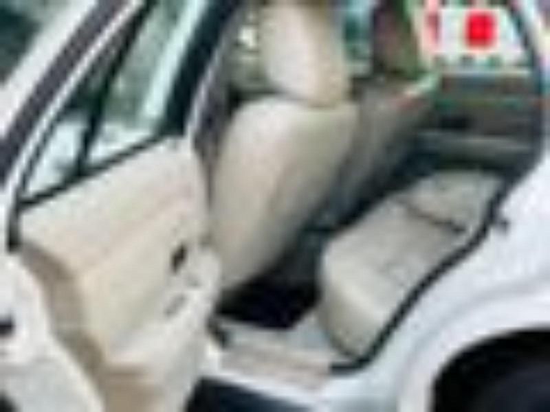 Gebraucht Ford Crown 220 PS (161 kW) 2011 Weiß Limousine