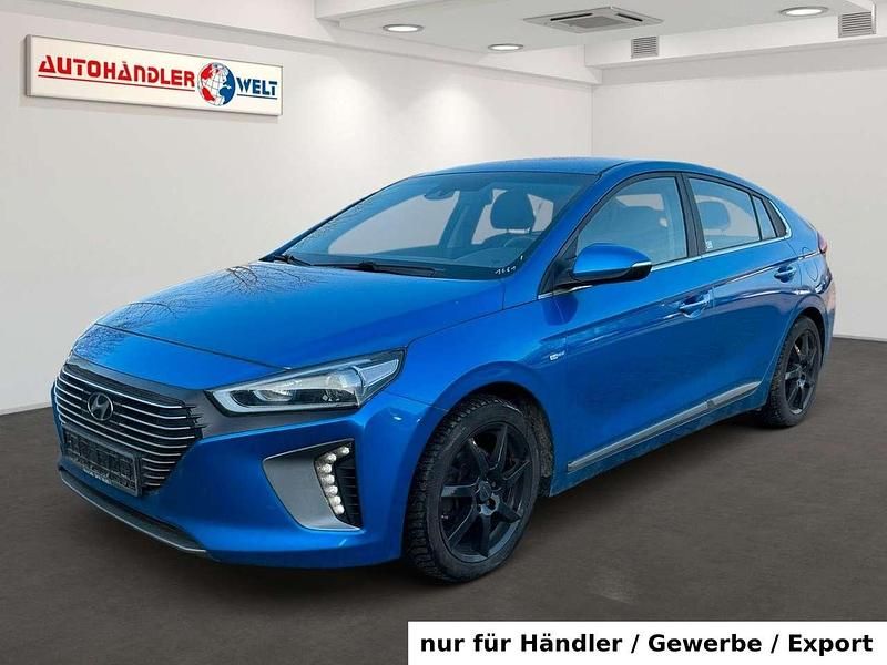 Gebraucht Hyundai Ioniq Style 141 PS (103 kW) 2017 Blau Kleinwagen