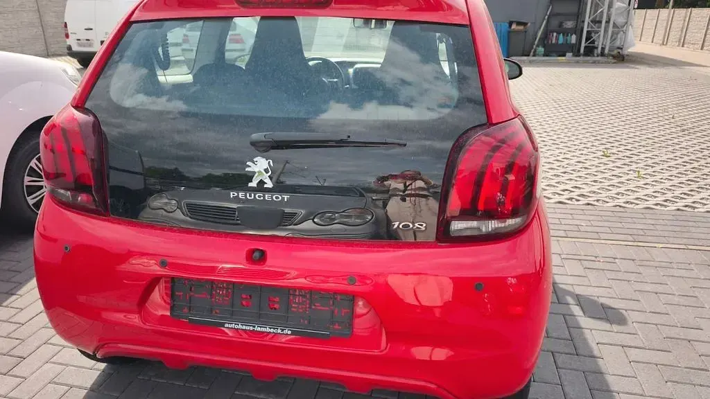 Gebraucht Peugeot 108 Active 69 PS (50 kW) 2020 Rot Kleinwagen