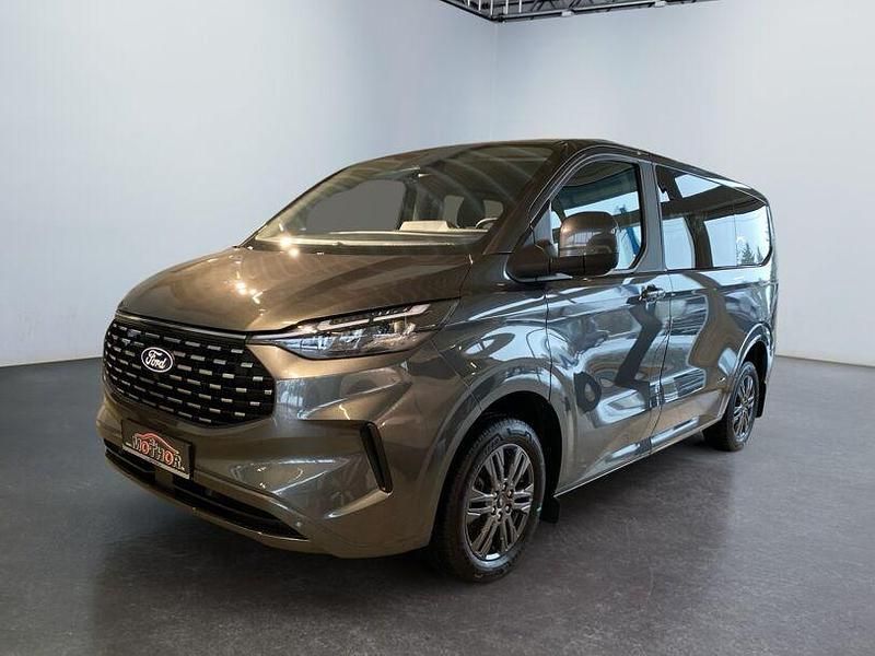 Gebraucht Ford Tourneo Custom Titanium 2024 Grau Van