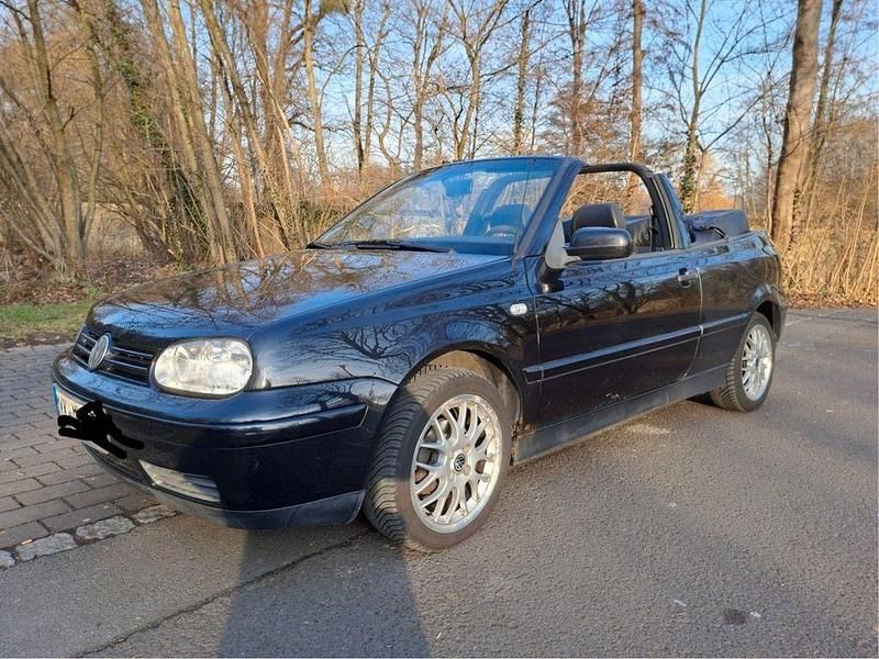 Gebraucht VW Golf Cabriolet Highline 116 PS (85 kW) 2001 Schwarz Cabrio
