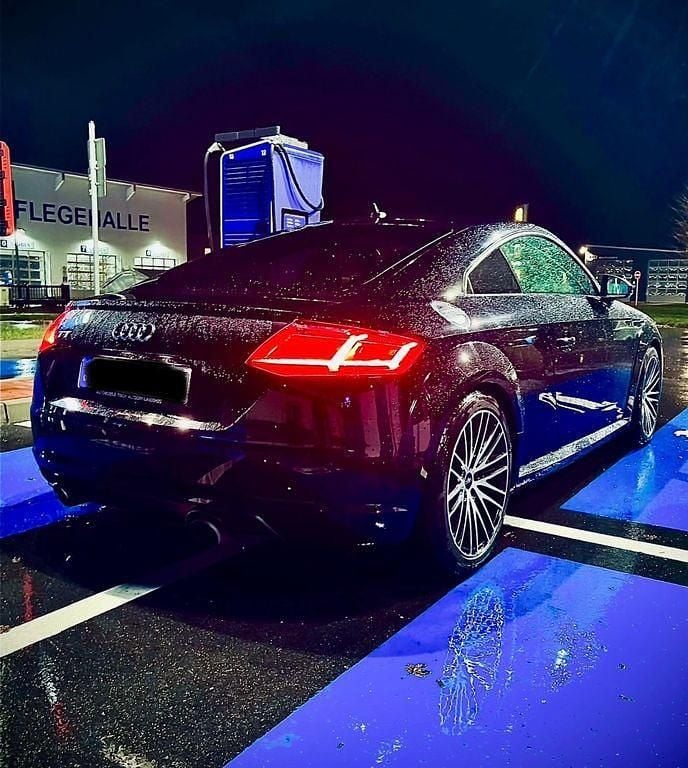 Gebraucht Audi TT Ambiente 230 PS (169 kW) 2015 Schwarz Coupé