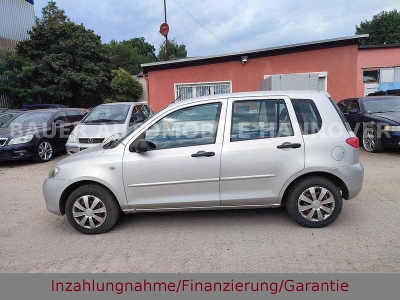 Gebraucht Mazda 2 Comfort 75 PS (55 kW) 2005 Silber Kleinwagen