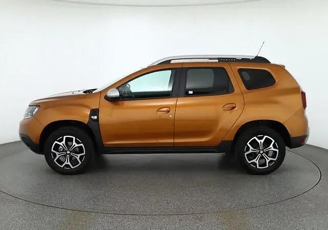 Gebraucht Dacia Duster Prestige 114 PS (83 kW) 2018 Orange SUV