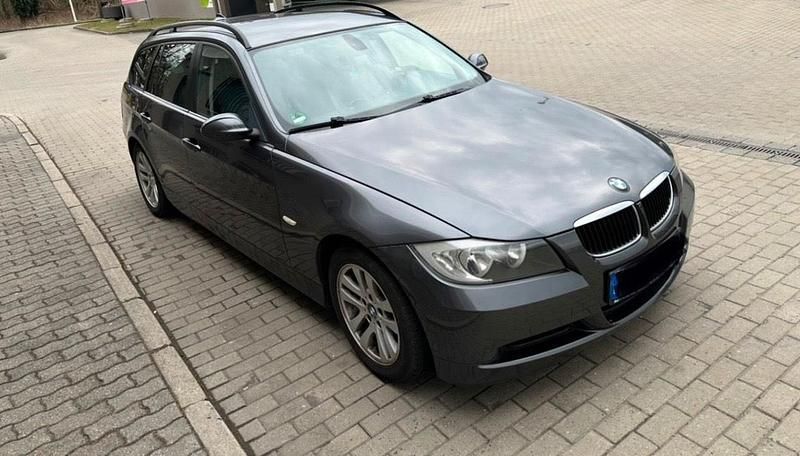 Używany BMW 320 163 KM (119 kW) 2006 Szary Kombi