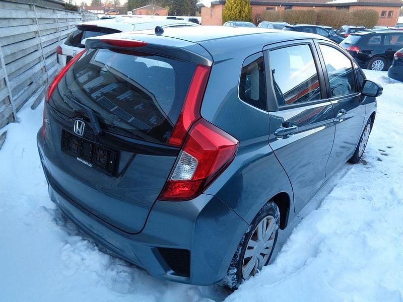 Gebraucht Honda Jazz Trend 102 PS (75 kW) 2018 Grau Kleinwagen