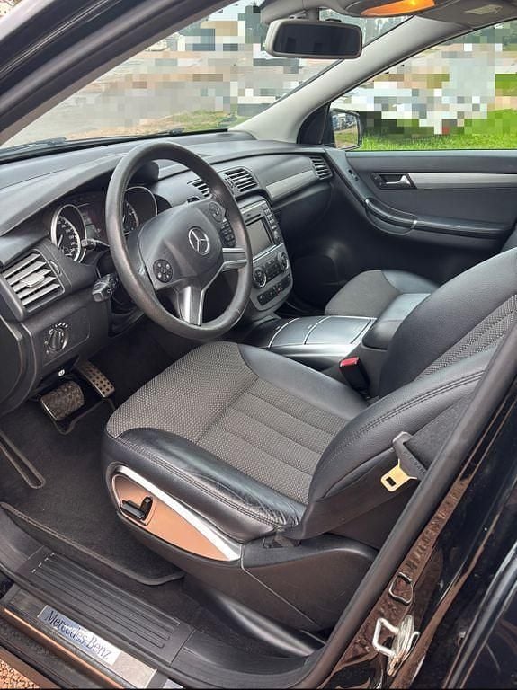 Gebraucht Mercedes R300 190 PS (139 kW) 2011 Schwarz Van / Kleinbus