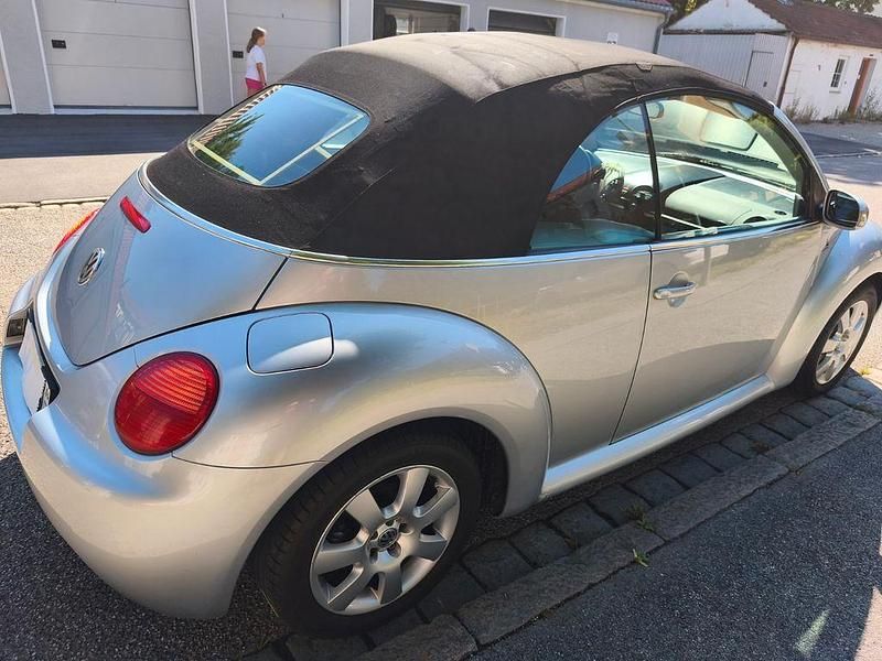 Gebraucht VW Beetle Cabriolet 116 PS (85 kW) 2003 Grau Cabrio