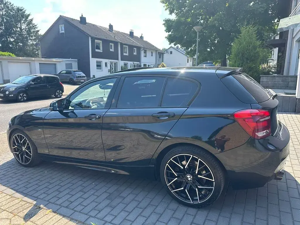 Gebraucht BMW 120 M Sport 184 PS (135 kW) 2012 Schwarz Kleinwagen