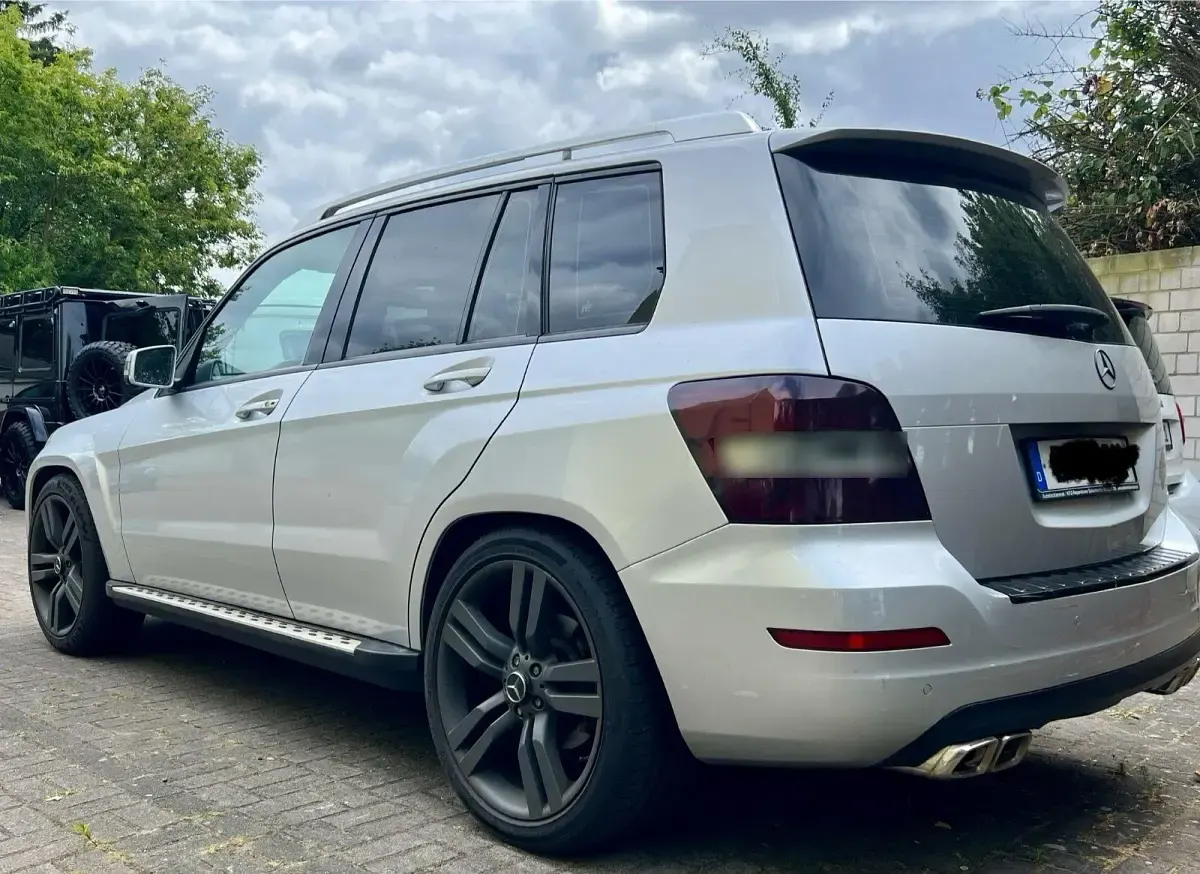 Gebraucht Mercedes GLK300 AMG 231 PS (169 kW) 2011 Silber SUV