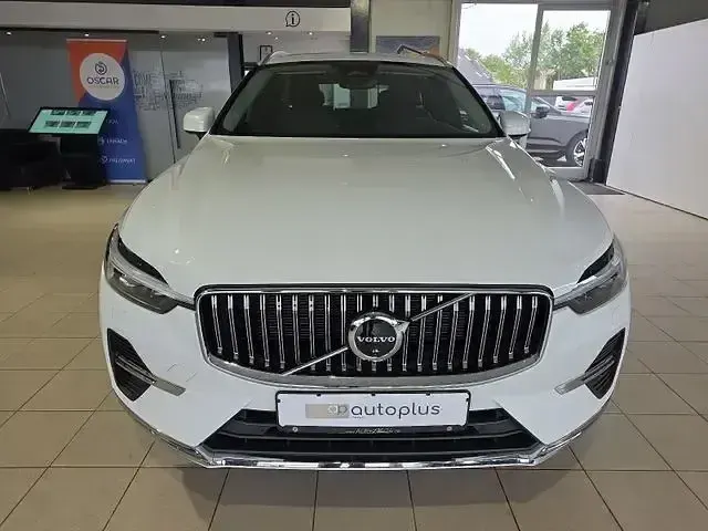 Gebraucht Volvo XC60 Plus 398 PS (292 kW) 2022 Onyx black SUV