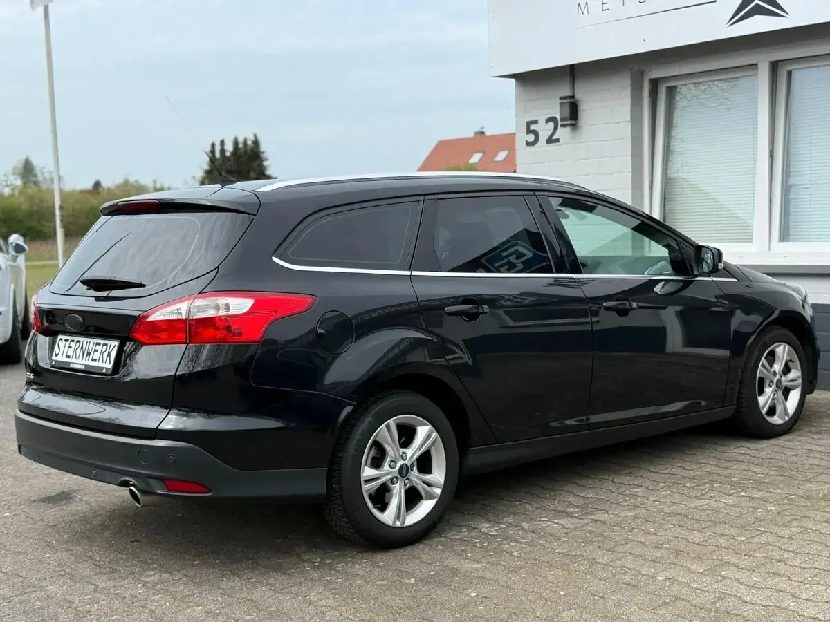 Brugt Ford Focus Champions Edition 116 HK (85 kW) 2012 Sort Stationcar