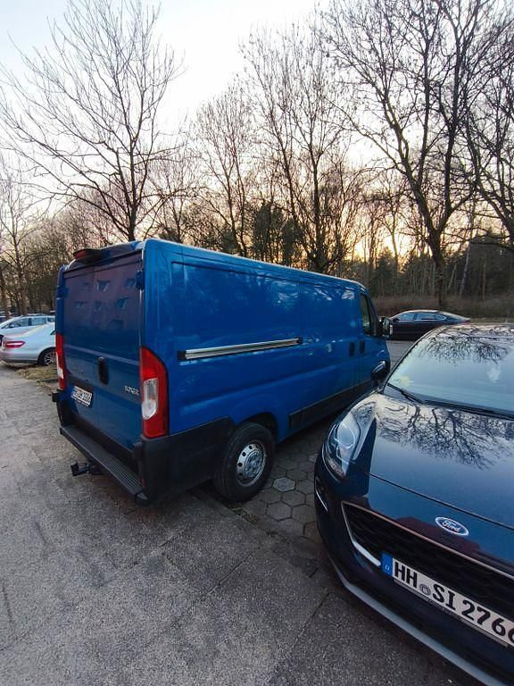 Gebraucht Peugeot Boxer 140 PS (102 kW) 2021 Blau Van
